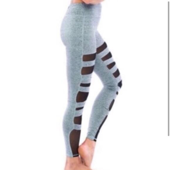NWT Electric Yoga ballerina mesh panel leggings XS - Picture 3 of 5